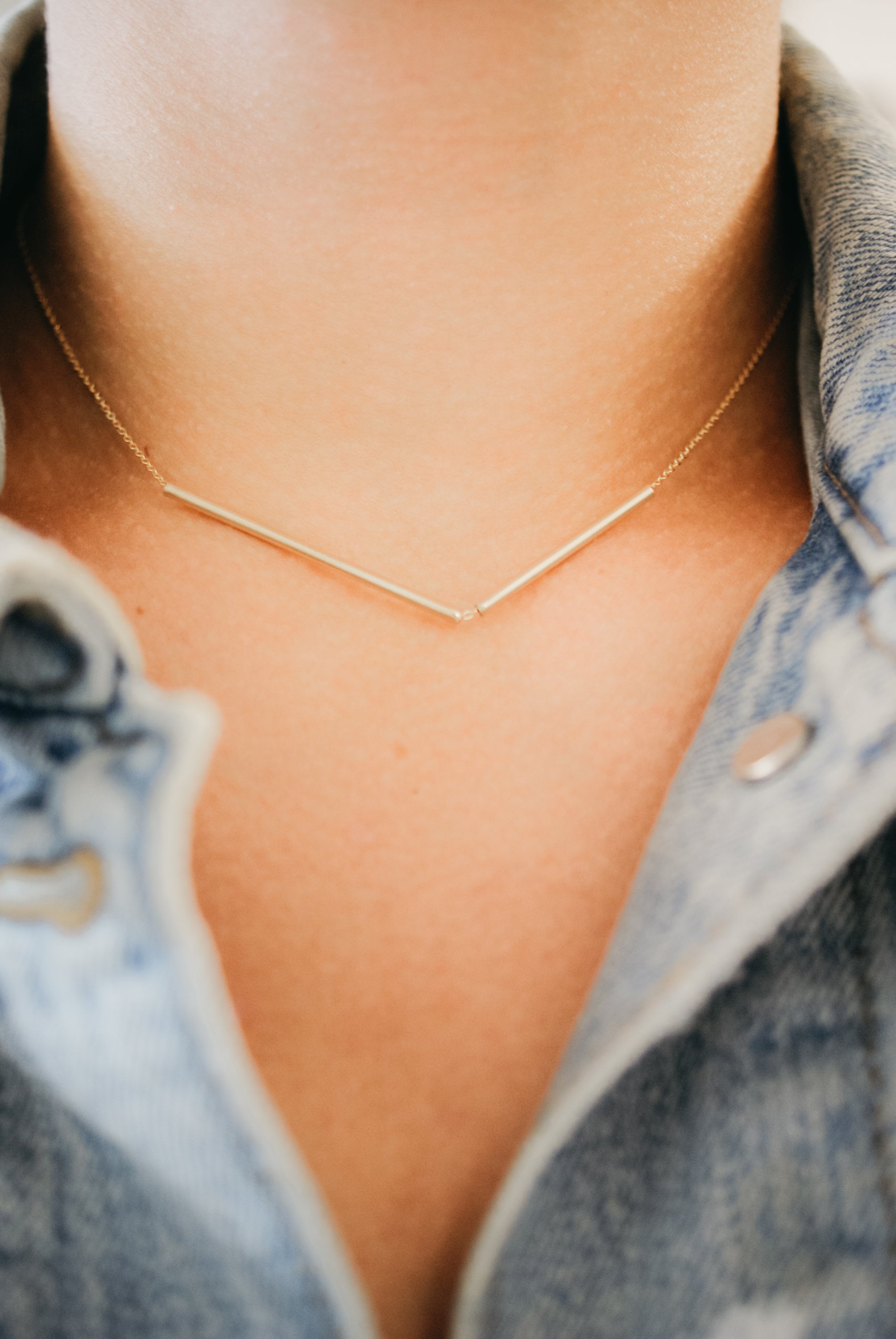 Hannah on sale Short Chain Necklace - Simple, Dainty, Everyday Layer Necklace with Dew Drops - 14k Gold Fill, Silver, Rose Gold - LN013