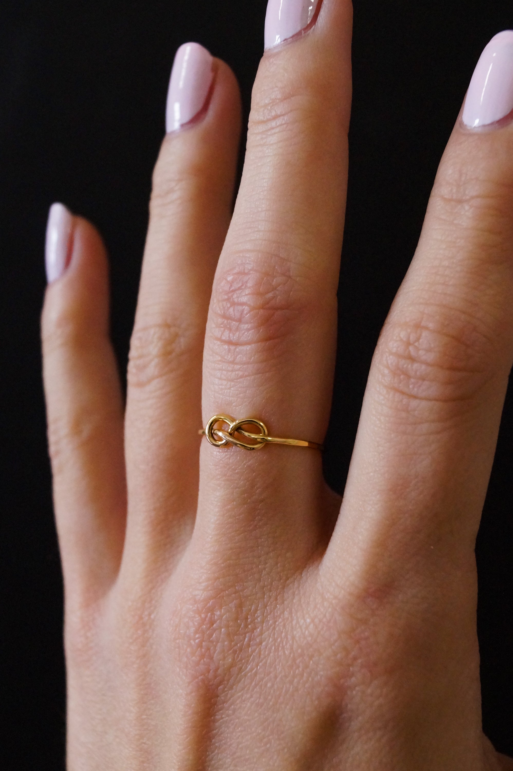 Infinity knot ring deals gold