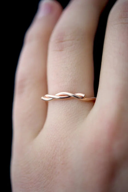 Rose gold wire ring online